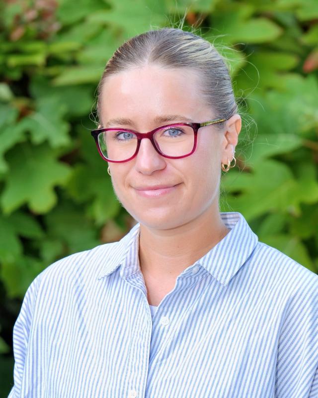 Faculty Staff Headshot